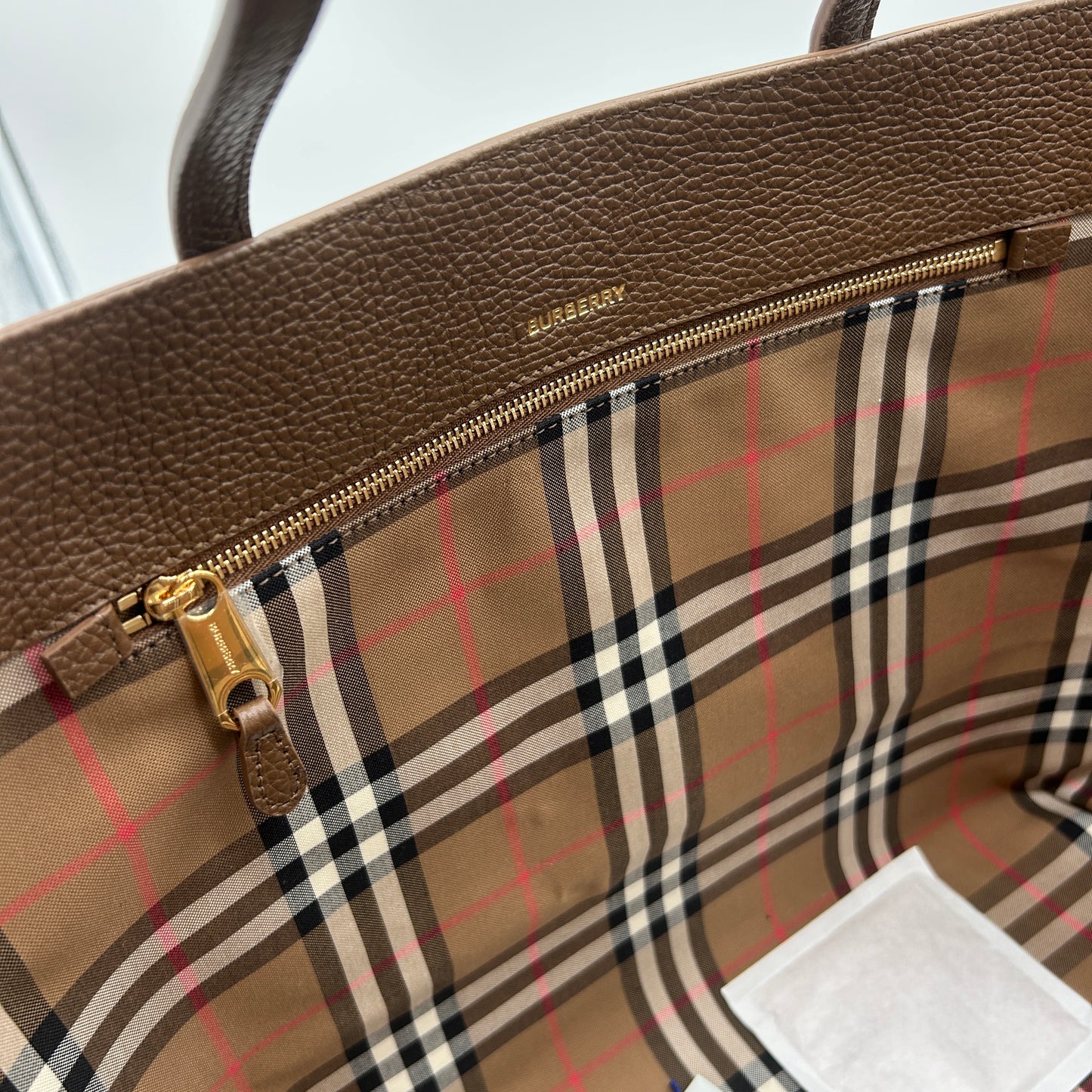 Burberry Shopper