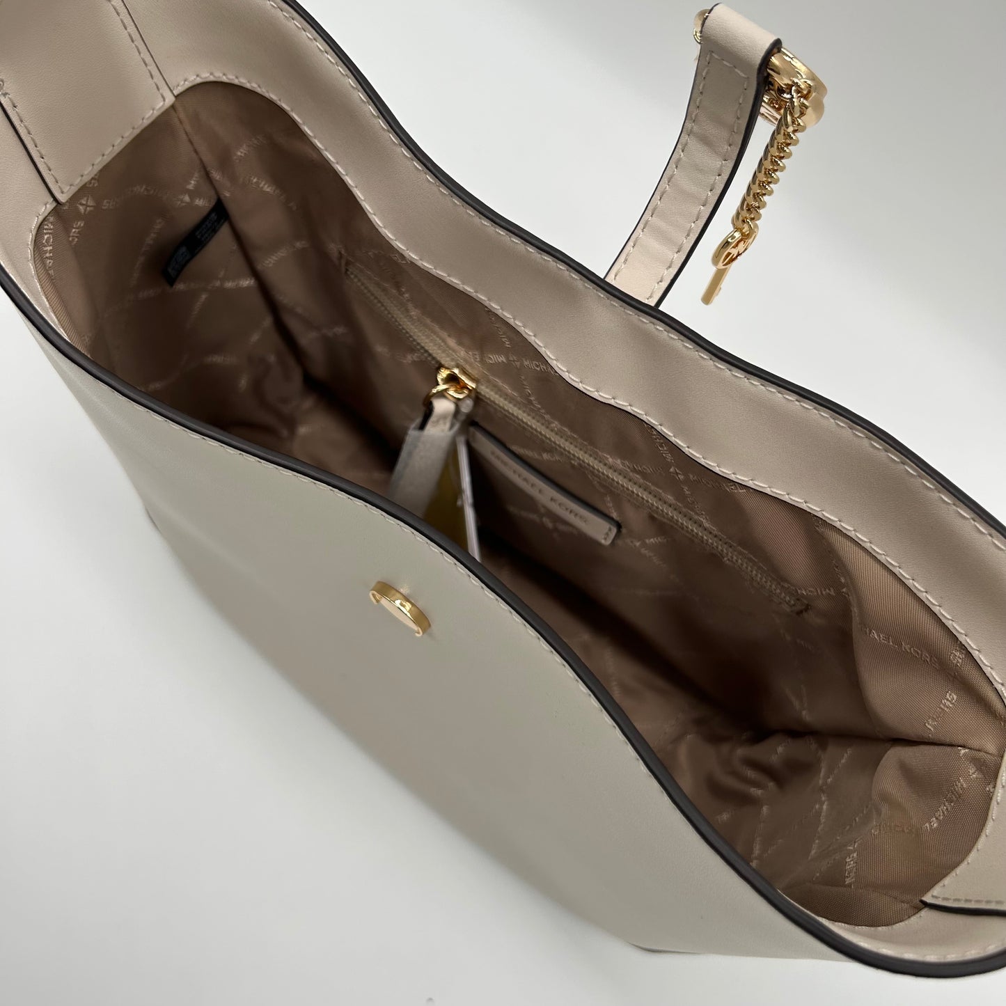 Michael Kors Lyra Bucket-Schultertasche