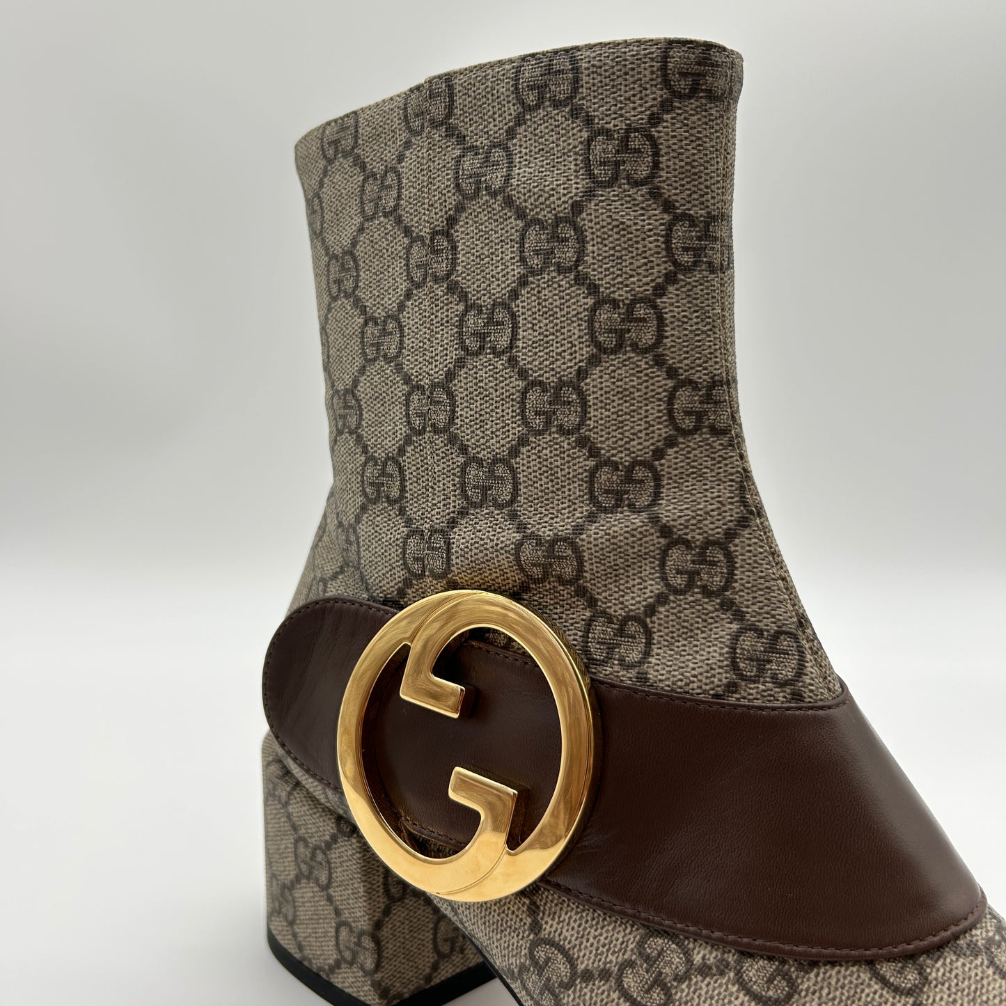 Gucci GG Stiefeletten Beige Ebenholz Gr. 39