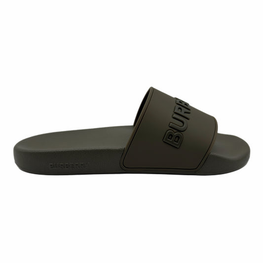 Sandalen aus Gummi