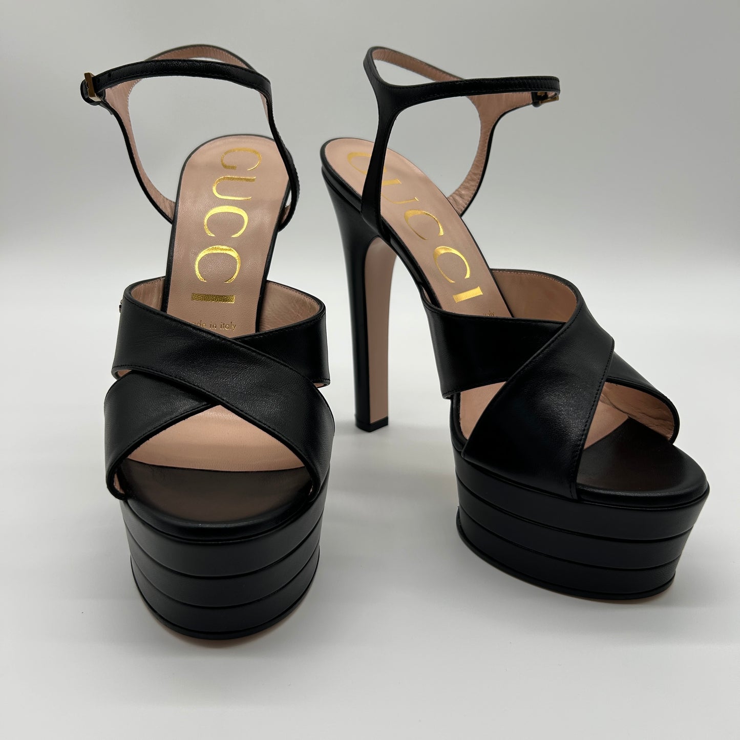 Plateau Sandalen aus Kalbsleder mit Stilettoabsätzen Gr. 40.5