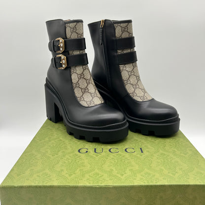 Gucci Buckles Ankle Boots Black Gr. 38