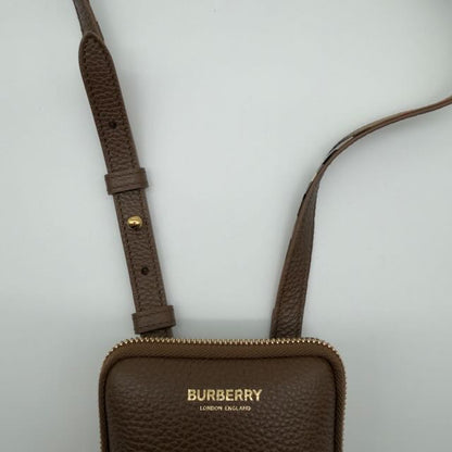 Handytasche aus genarbtem Kalbsleder