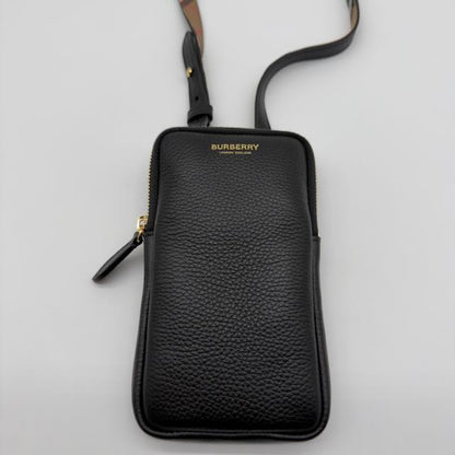 Handytasche aus genarbtem Kalbsleder