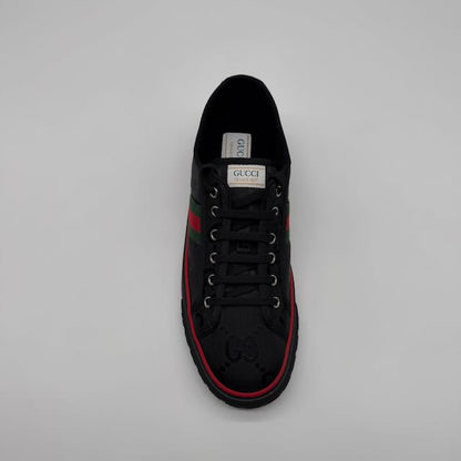 Sneaker Gr. 42