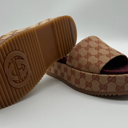 Gucci Sandalen Gr. 39